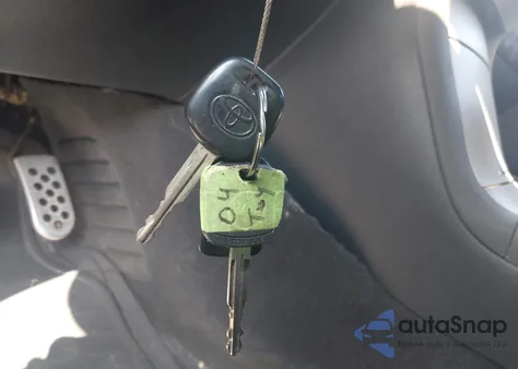 2004 Toyota Camry Solara Se Sport z USA, uszkodzony, nr VIN 4T1CE38P44U822487